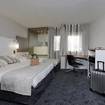 Ibis Styles Melun 3*