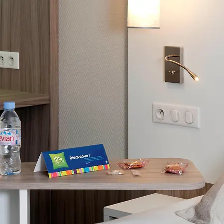 Ibis Styles Melun מלון