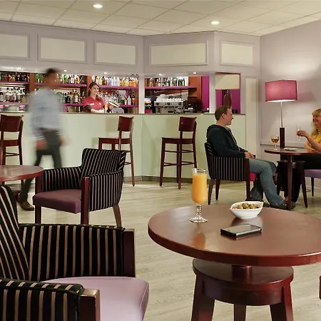 Ibis Styles Melun מלון 3*