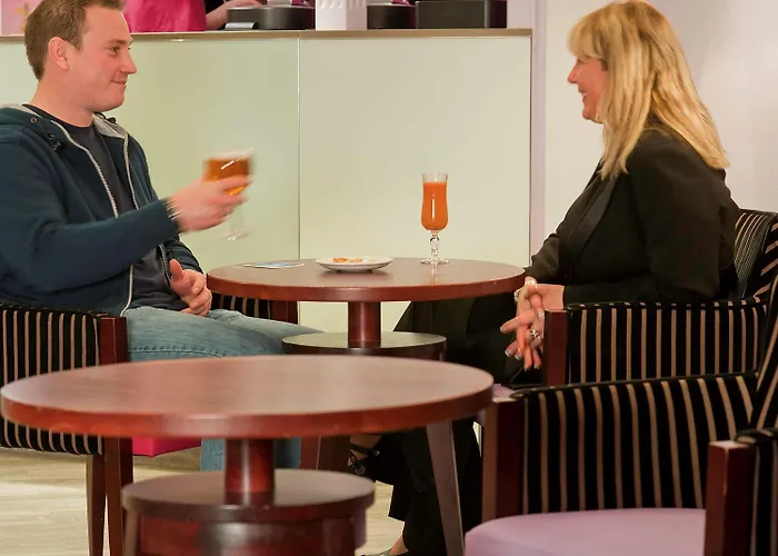 Hotel Ibis Styles Melun 3*
